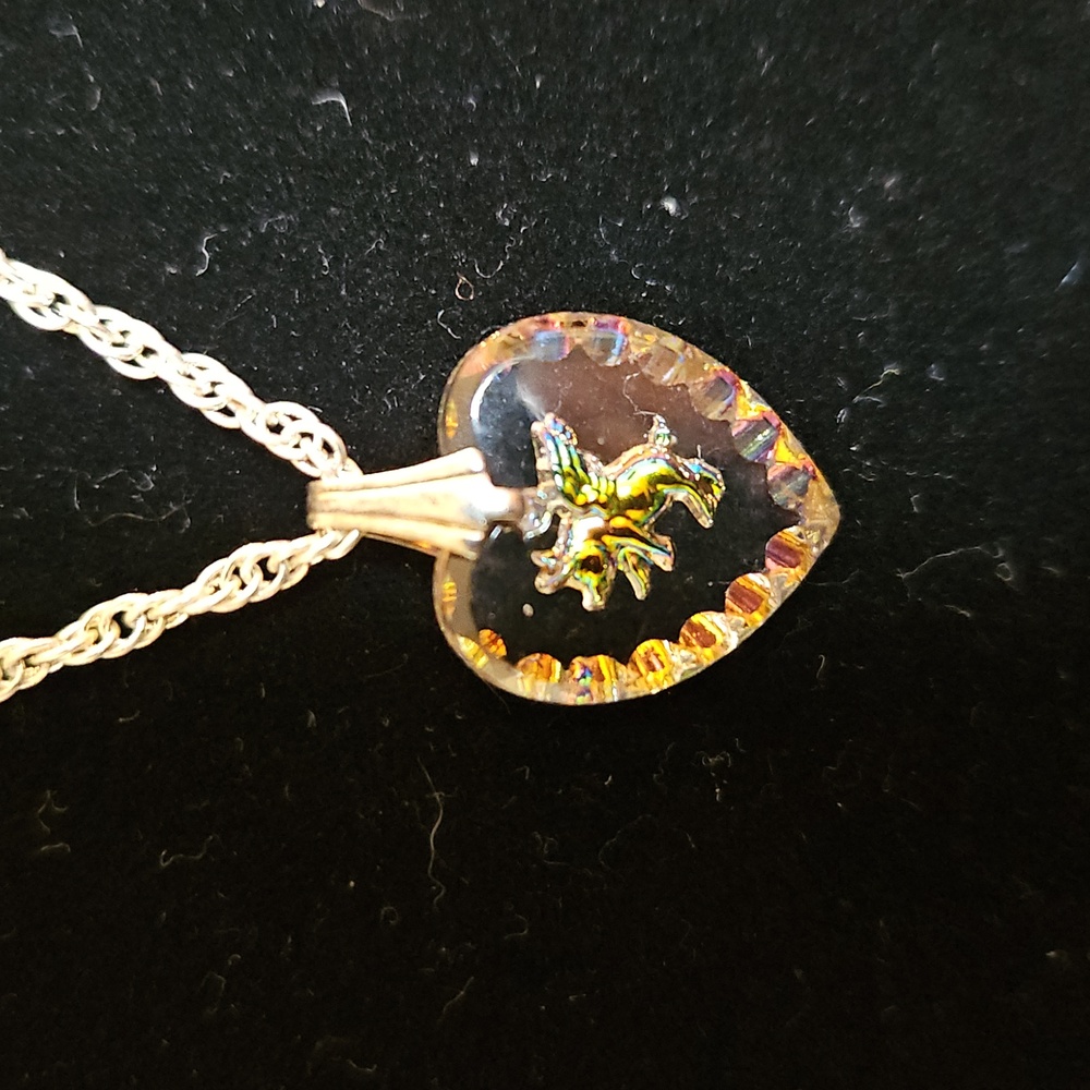 Heart Pendant Crystal Necklace with Flying Pig Design On Silvertone Chain NWOT